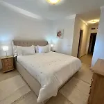 Newly Furnished Central Elviria