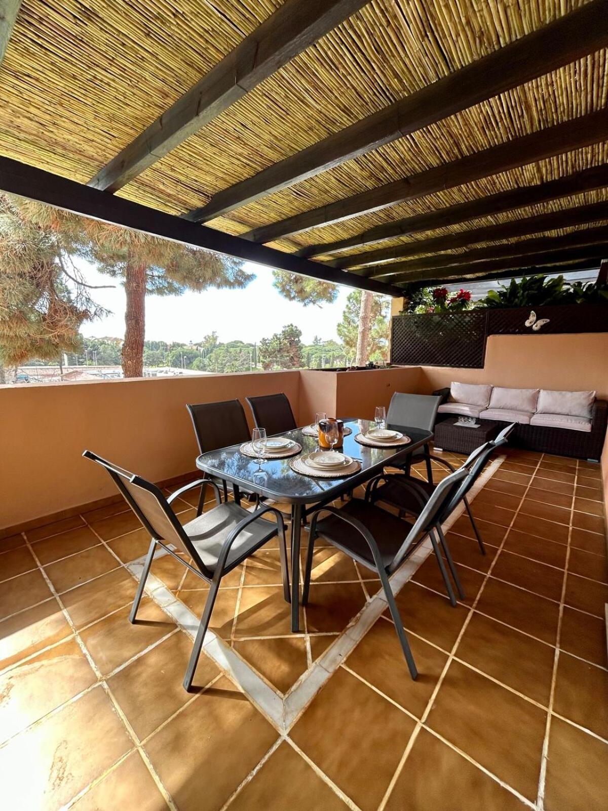 Newly Furnished Elviria Apartment *